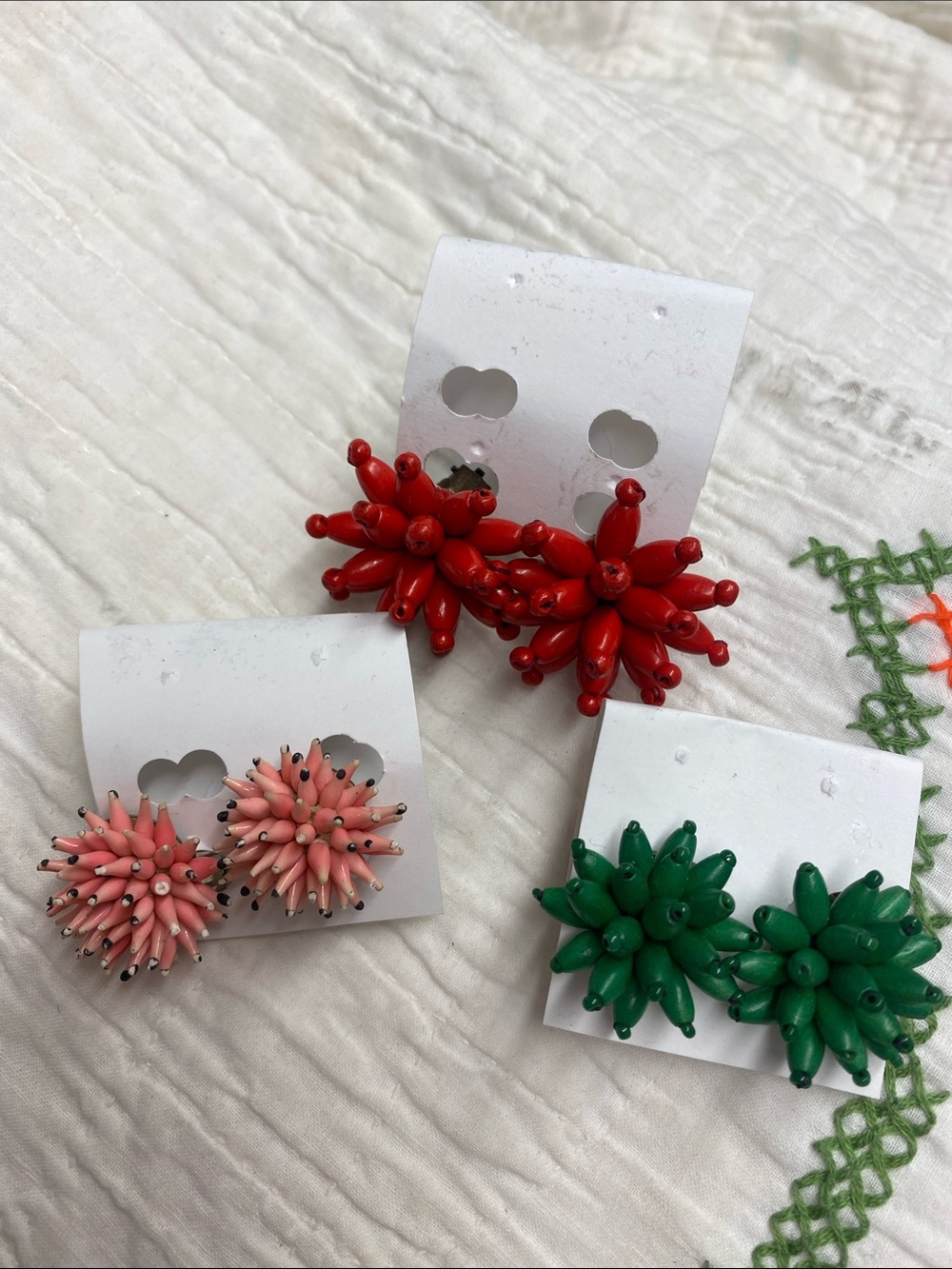 Vintage mid century- spiky floral - clip on earrings- set of 3